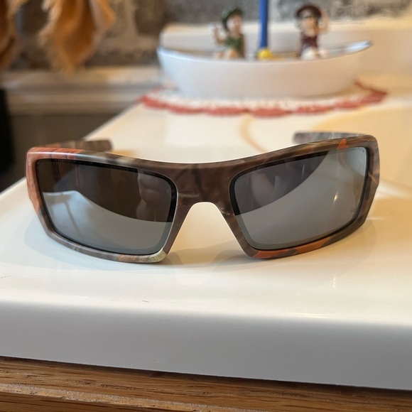 COPY - Oakley Gascan woodland Camo sunglasses - Picture 2 of 4
